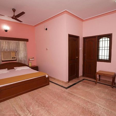 Lloyds Serviced Apartments,Krishna Street,T Nagar Chennai Exterior photo