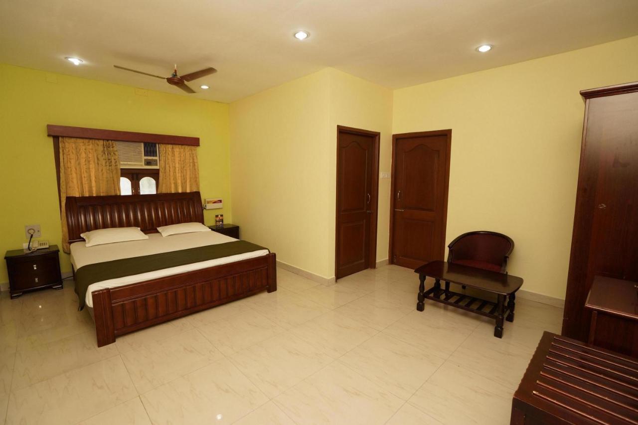 Lloyds Serviced Apartments,Krishna Street,T Nagar Chennai Exterior photo