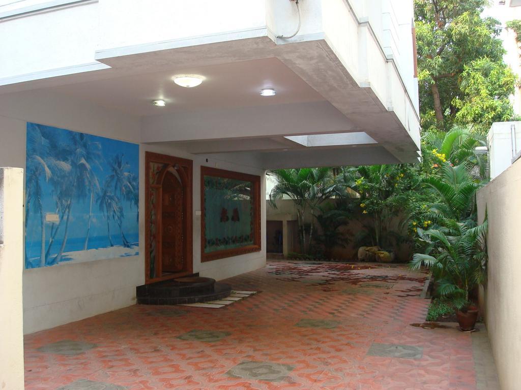 Lloyds Serviced Apartments,Krishna Street,T Nagar Chennai Room photo