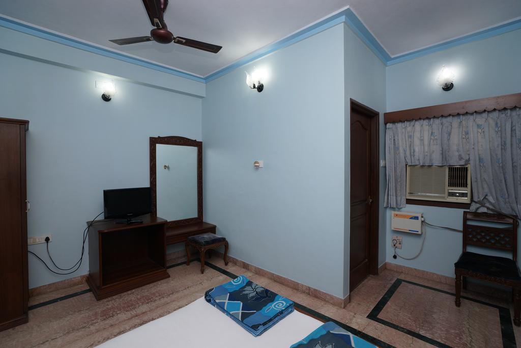 Lloyds Serviced Apartments,Krishna Street,T Nagar Chennai Exterior photo