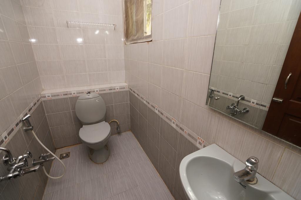 Lloyds Serviced Apartments,Krishna Street,T Nagar Chennai Exterior photo