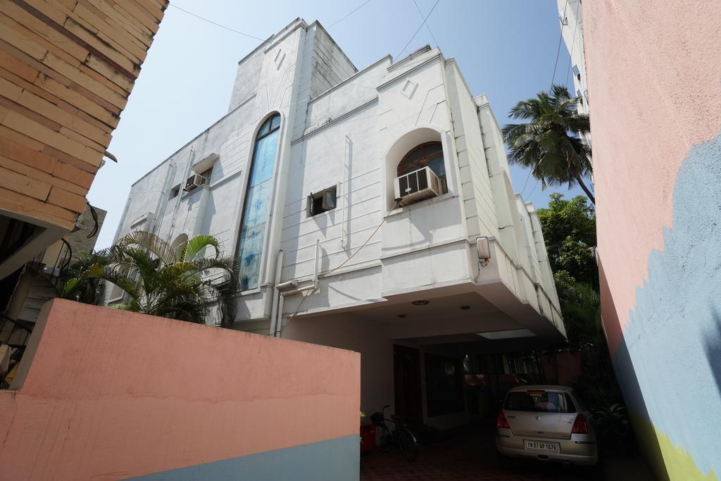 Lloyds Serviced Apartments,Krishna Street,T Nagar Chennai Exterior photo
